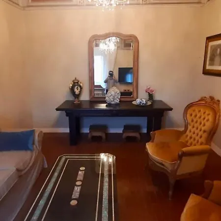 Apartment Frescoed Ceiling Historic Building Panicale